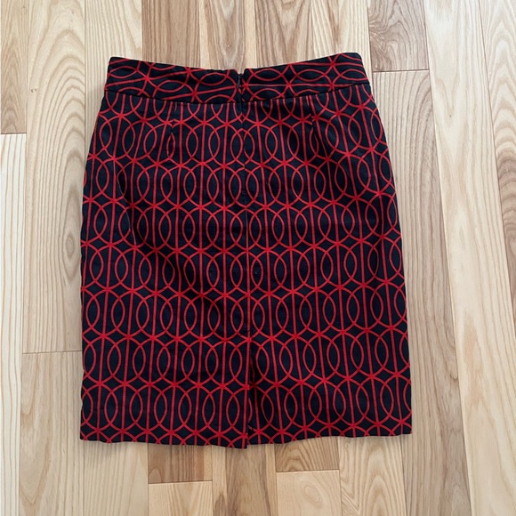 Banana Republic Red Print Petite Pencil Skirt - Picture 2 of 2